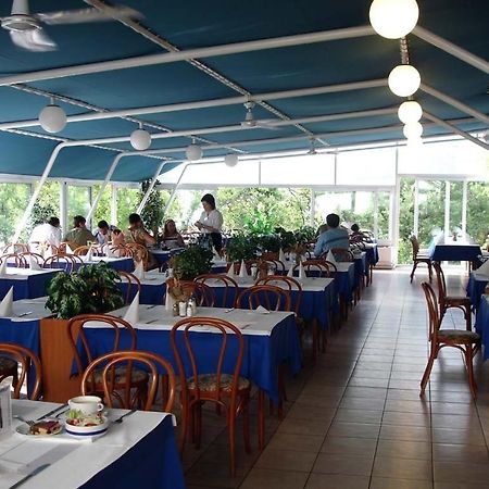 Hotel Adriatic Omišalj Eksteriør billede