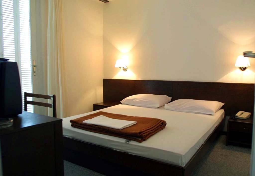Hotel Adriatic Omišalj Eksteriør billede